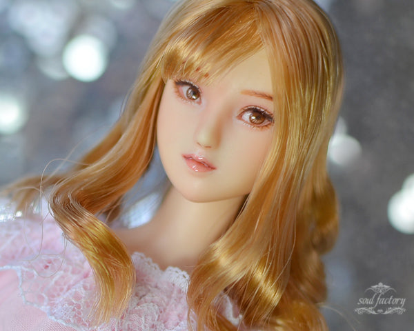【 DISPLAY ONLY】Hand-Painted Figure Faceup | Carved Eyes and Curled Hair