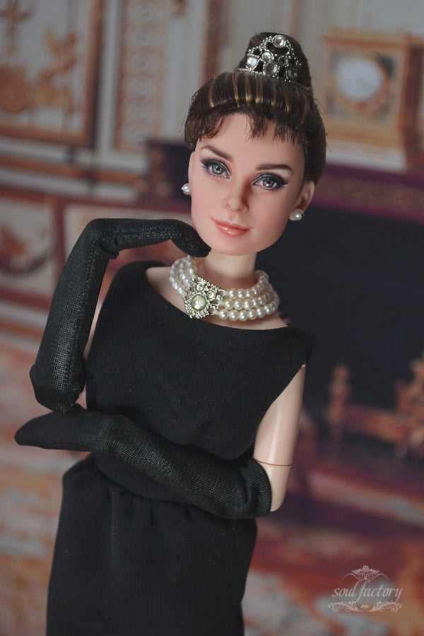 【 DISPLAY ONLY】Hand-Painted Obitsu Doll Faceup | Inspired by Audrey Hepburn