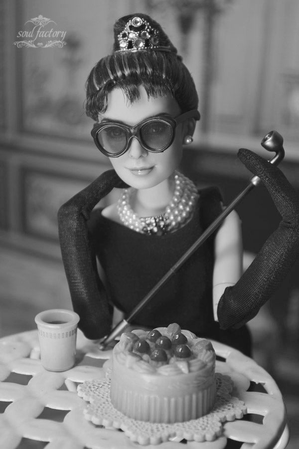 【 DISPLAY ONLY】Hand-Painted Obitsu Doll Faceup | Inspired by Audrey Hepburn