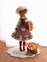 Blythe、リカちゃん、オビツ22/24、Azoneなどの1/6ドールに対応した、受注制作の田園風ミニシェフセット。シェフ帽、エプロン、スカート、ソックス、オーブンミトン付き。
