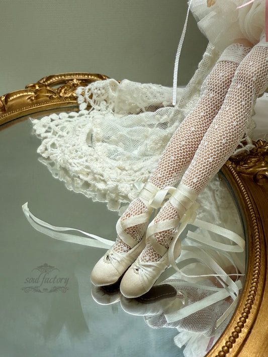 ドール用ミニチュアバレエシューズ – シルク素材の柔らかいソール｜Momoko, Licca,Blythe, Obitsu22,Azone,FR対応