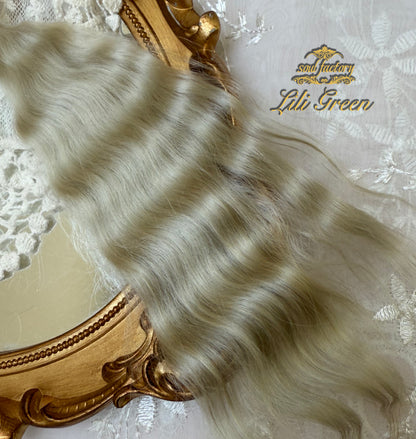 High-Gloss Mohair for Dolls | Lili Green 20-25cm