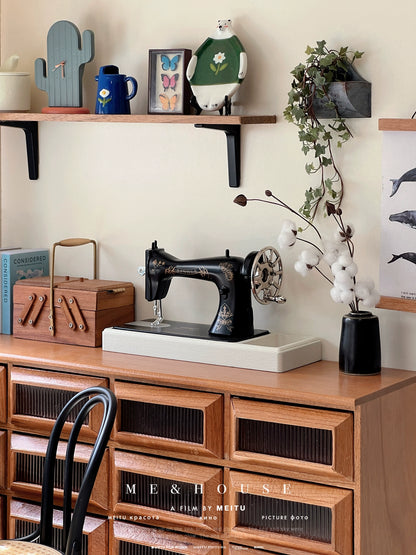 1/6 Scale Vintage Sewing Machine with Table – Miniature Dollhouse Furniture for BJD & Blythe