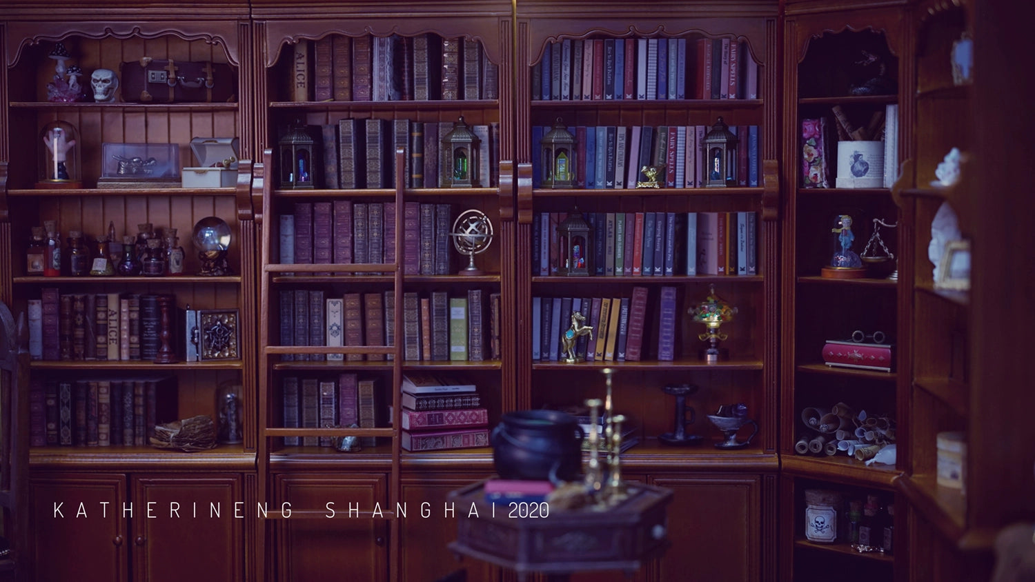 玩具 美式书柜/顶天立地大书柜/收纳展示柜 6分迷你模型娃屋家具