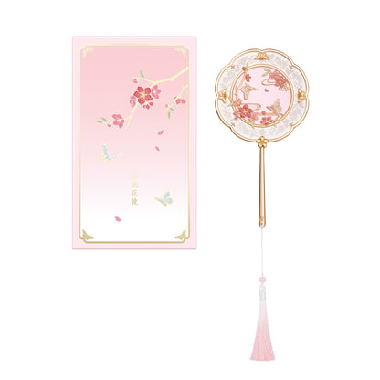 故宮からお届け | 故宮博物院の遺物にインスパイアされた携帯用鏡 – 手持ち式、ブロンズ調、折りたたみ式、コーム付きギフトセット