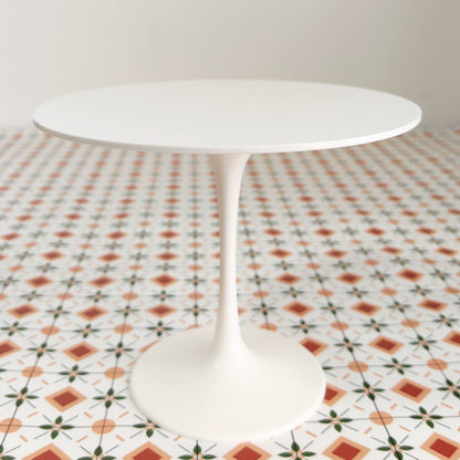 1/6スケール ラウンドダイニングテーブル – BJD＆ブライス用ミニマリストドールハウス家具 | ブラック＆ホワイト、2サイズ展開