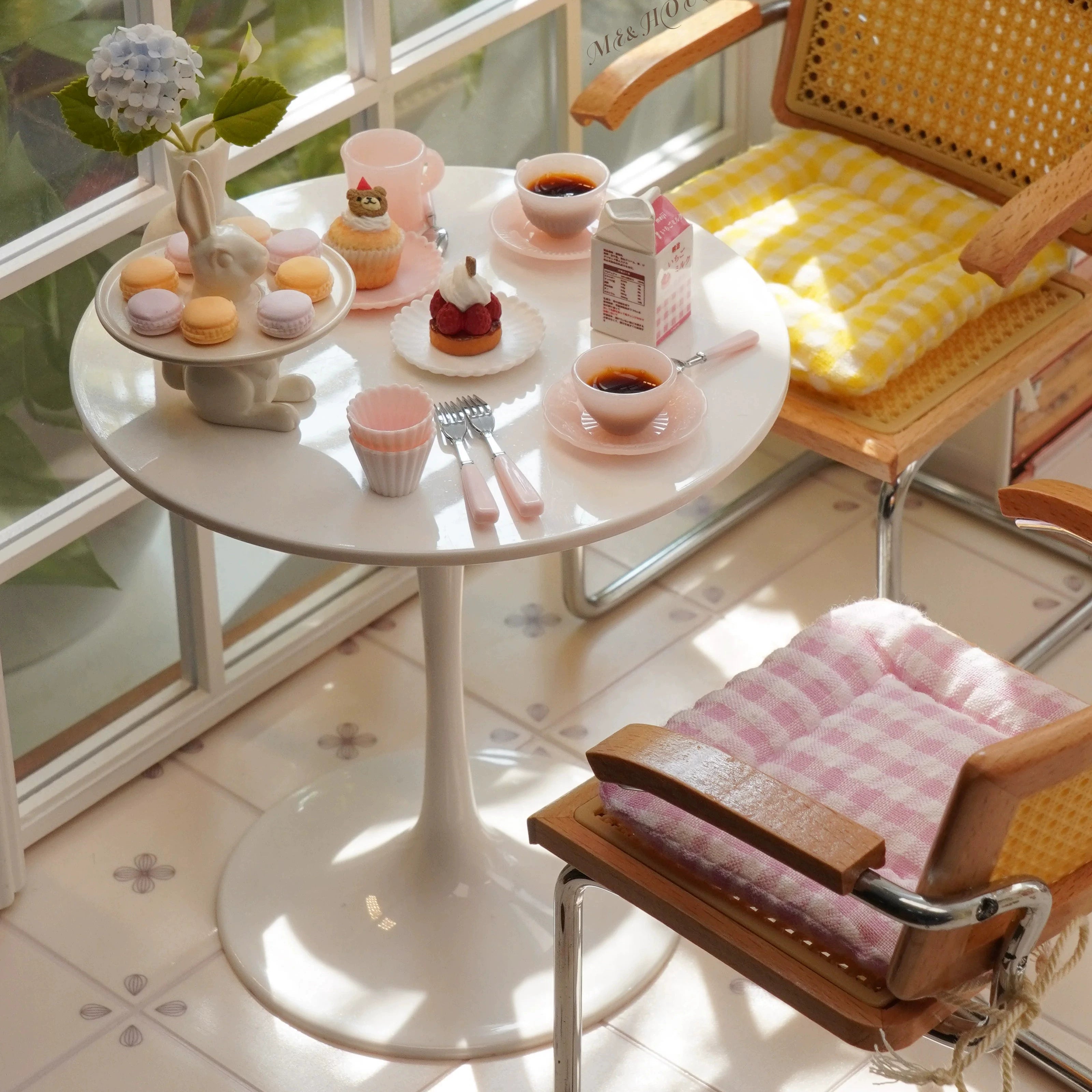 玩具】咖啡桌/郁金香桌腿/圆桌/实木圆桌面 6分娃屋迷你微缩模型