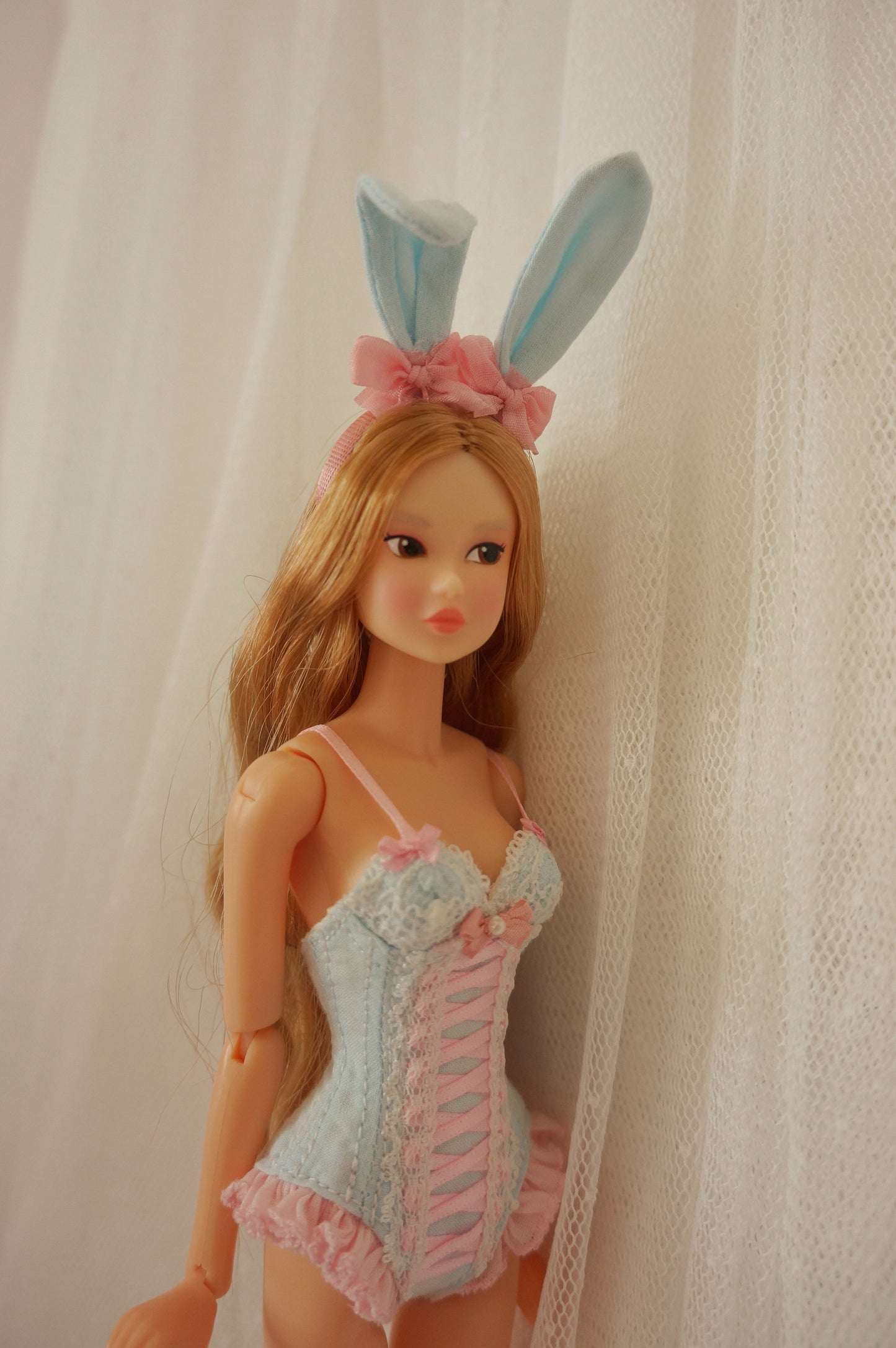 One-piece Corset Bodysuit & Stockings Set for Blythe, Obitsu24, Azone, Momoko, Obitsu22 Dolls – Multiple Sizes | Red & Pink-Blue | Optional Bunny Ears