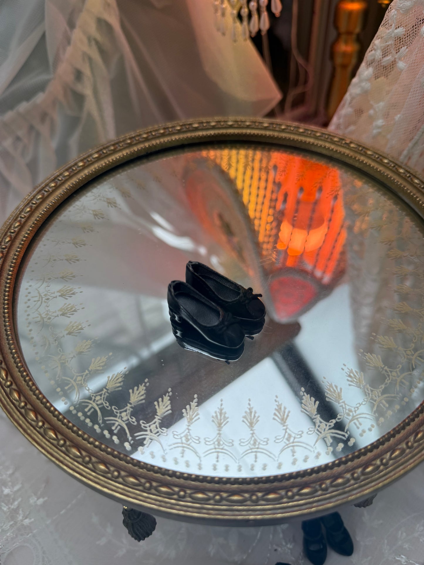 Patent leather low-heel doll shoes for Blythe, Licca, Azone, Momoko, Poppy Parker, FR and Obitsu 22/24  color is black