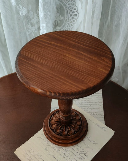 1/3・1/4・1/6ドール対応の多色展開ヴィンテージ風ハンドメイド彫刻ラウンドテーブル。